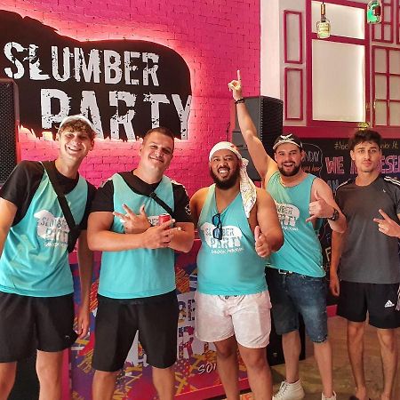 Slumber Bangkok Soi 1 Pansiyon Dış mekan fotoğraf